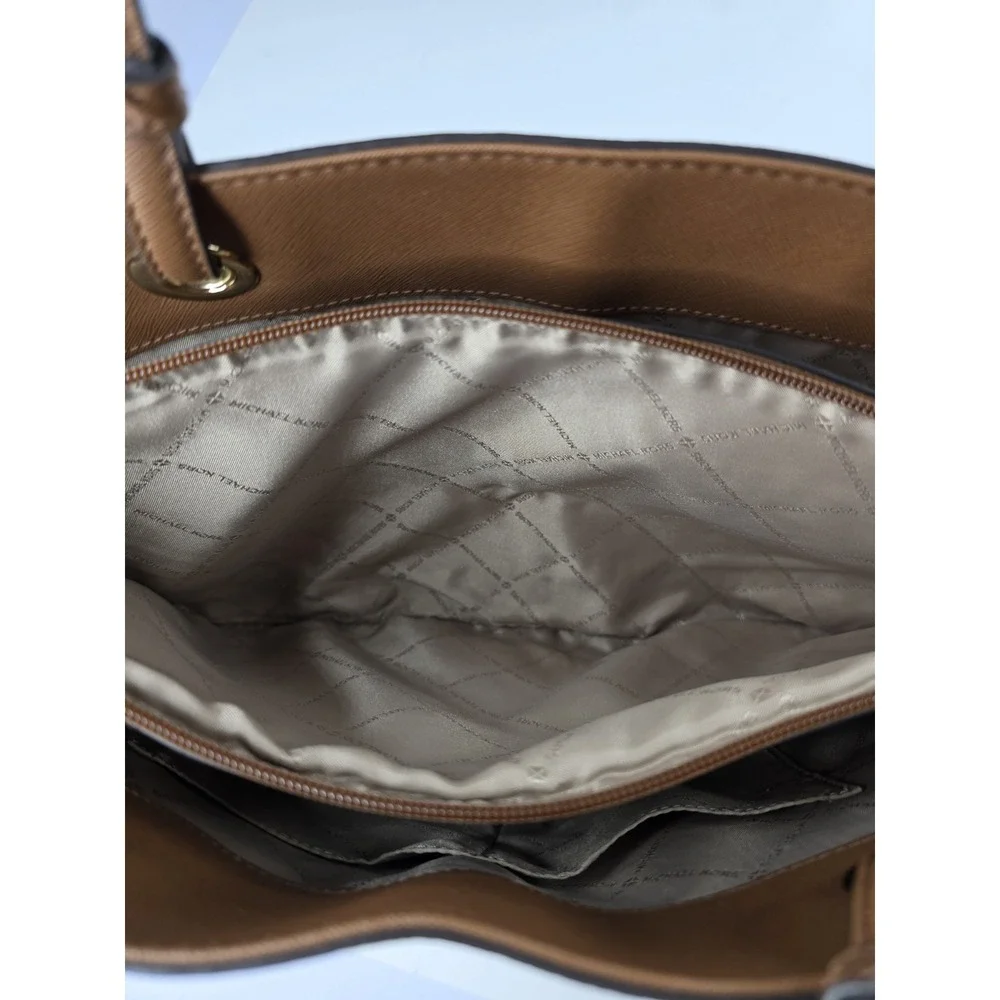 Michael‎ Kors Charlotte Signature Leather Large Brown Shoulder Bag Travel Beach